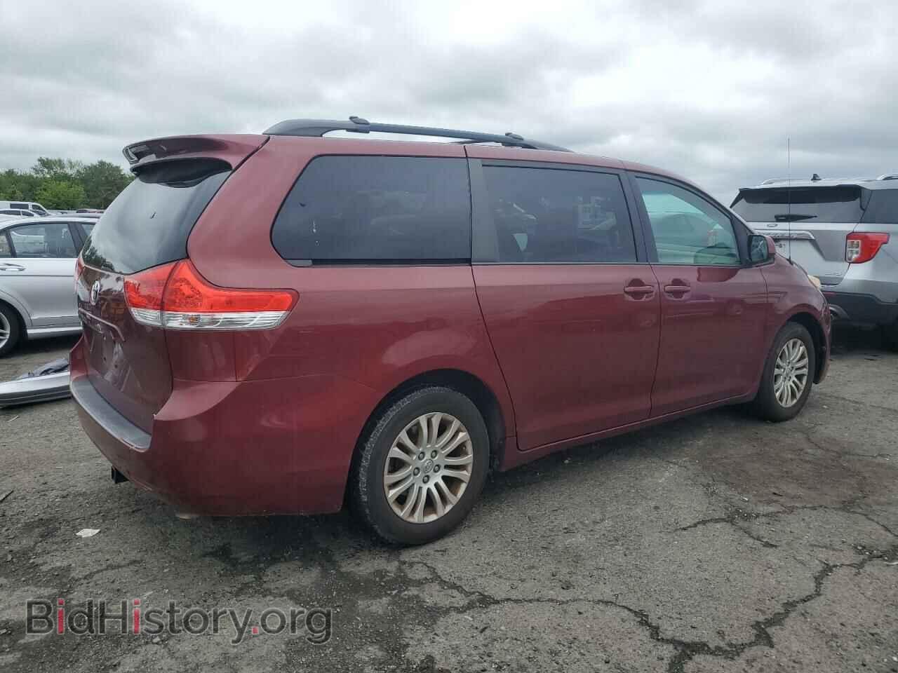 2014 TOYOTA All Models - VIN: 5TDYK3DC4ES526946 - Фото 3