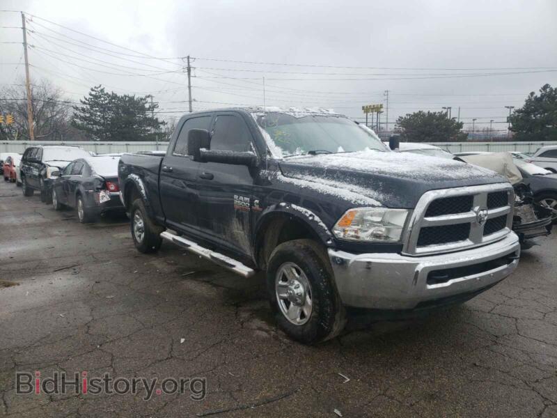 2014 RAM 2500 2500 ST (VIN 3C6UR5CL2EG200138) — фото 1 из 10, Copart, повреждение: бок