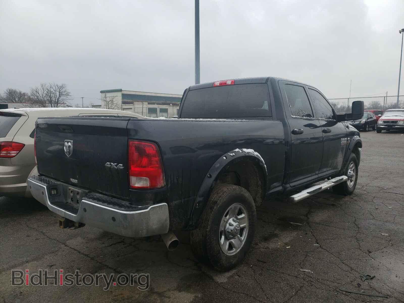 2014 RAM 2500 - VIN: 3C6UR5CL2EG200138 - Photo 4
