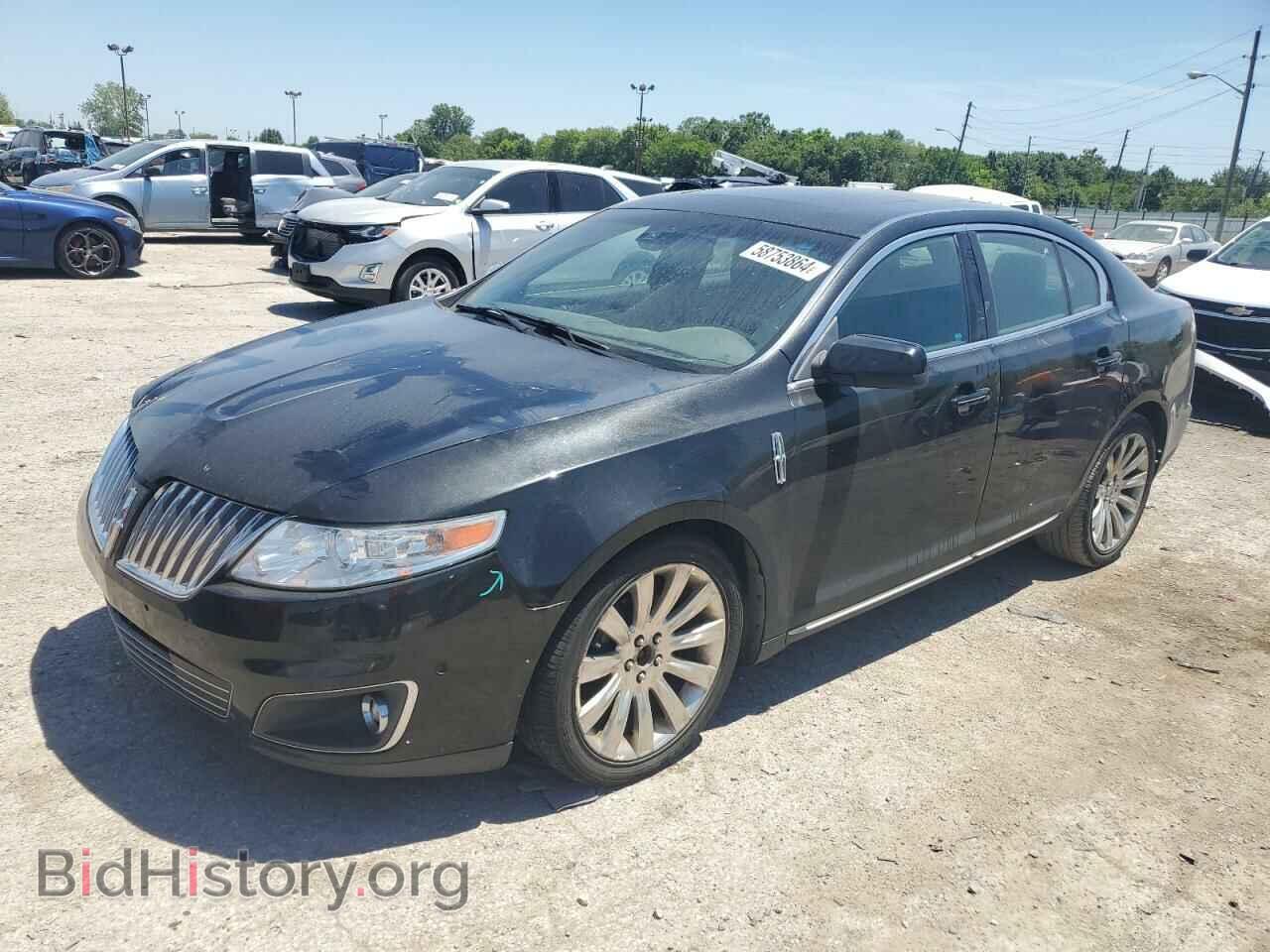 Photo 1LNHL9FT6AG609971 - LINCOLN MKS 2010