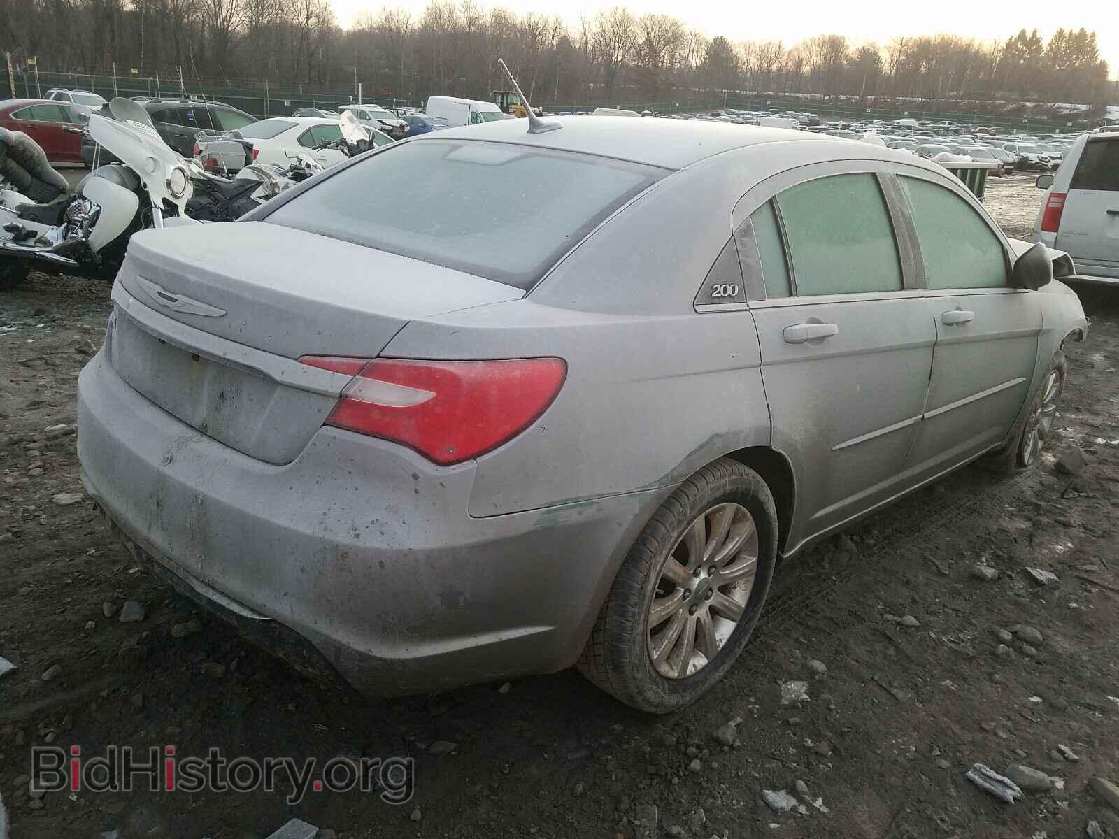2013 CHRYSLER 200 - VIN: 1C3CCBBG9DN703779 - Photo 4