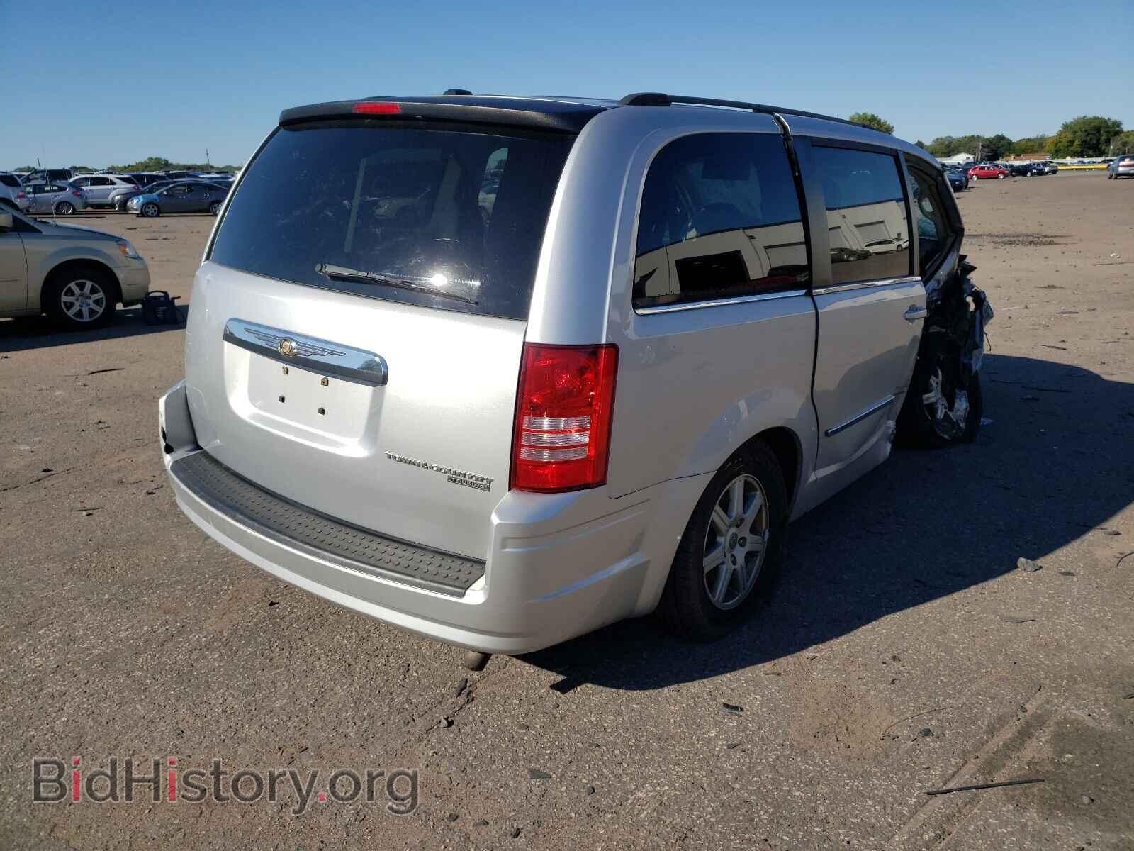 2010 CHRYSLER MINIVAN - VIN: 2A4RR5D18AR308936 - Фото 4