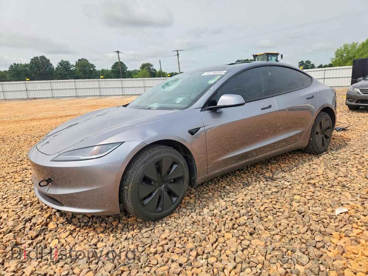 Фотография 5YJ3E1EA0TF117816 - TESLA MODEL 3 2026