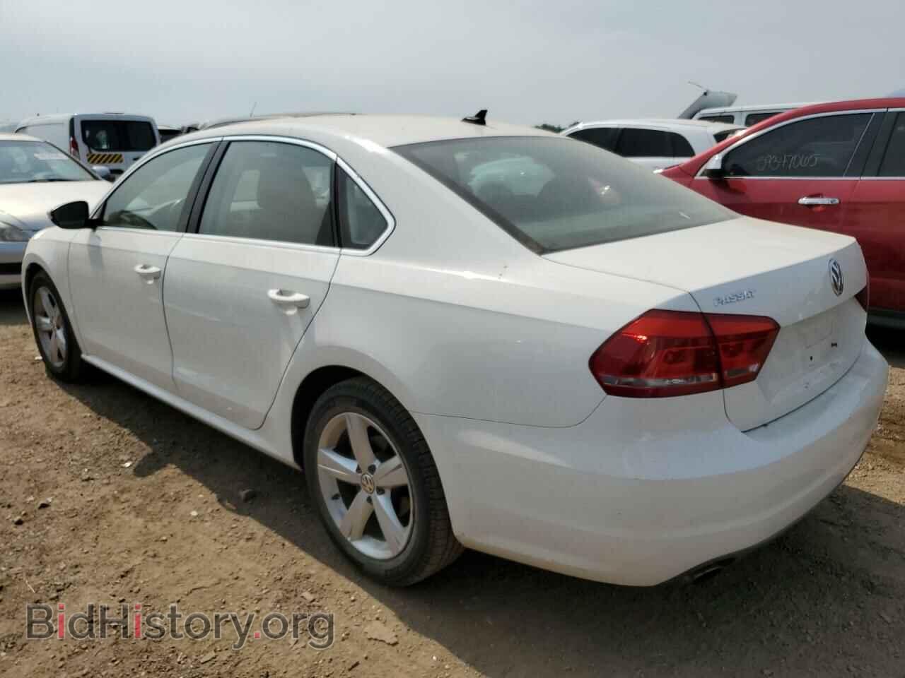 2012 VOLKSWAGEN PASSAT - VIN: 1VWBP7A32CC012012 - Фото 2