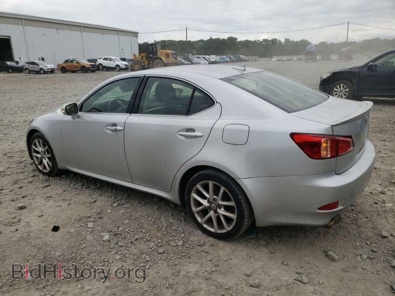 2012 LEXUS IS - VIN: JTHCF5C28C5056439 - Фото 2