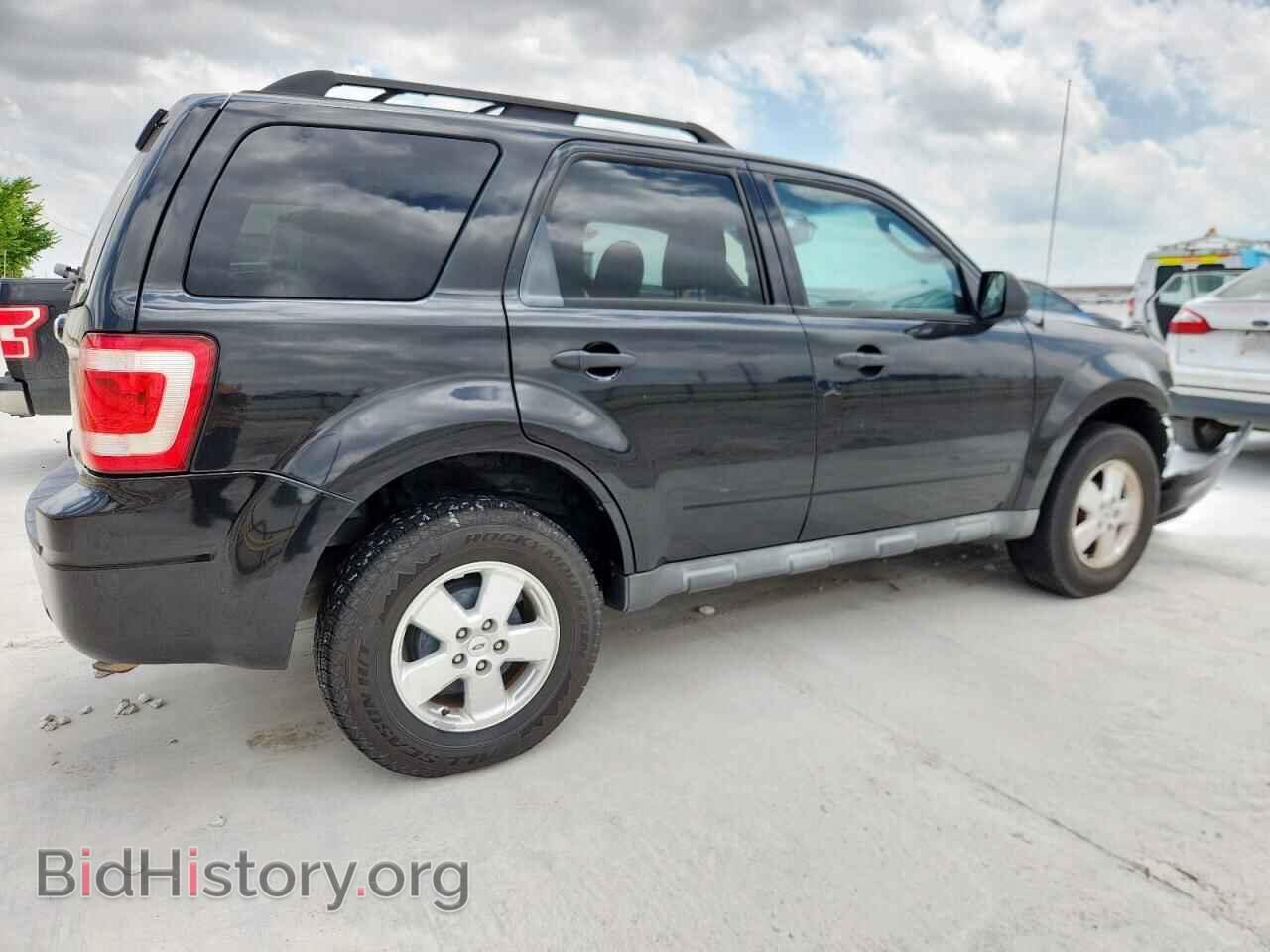 2011 FORD ESCAPE - VIN: 1FMCU0D78BKC41154 - Фото 3