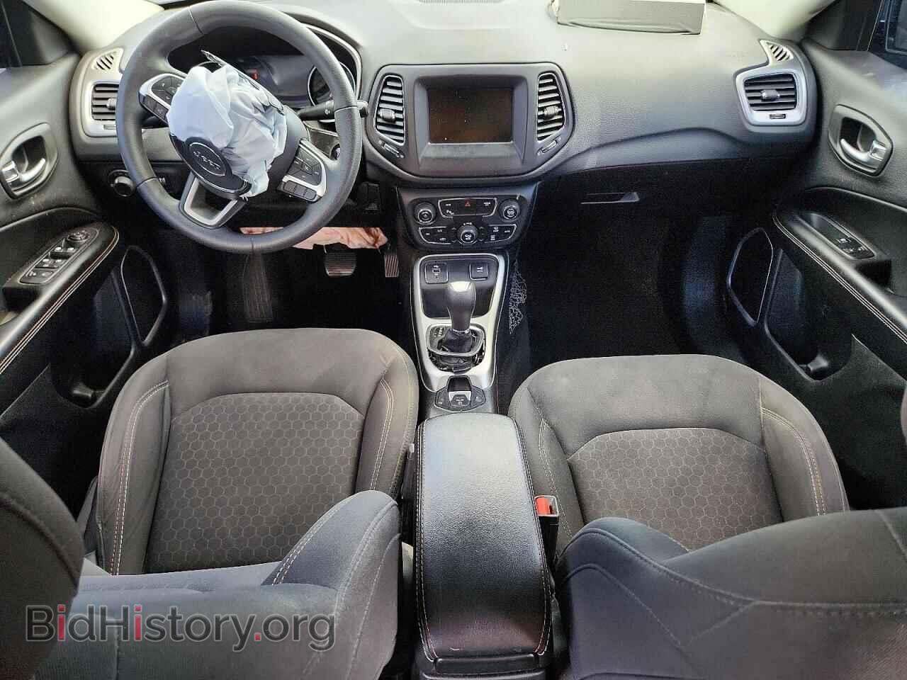 2018 JEEP COMPASS - VIN: 3C4NJCABXJT502748 - Фото 8