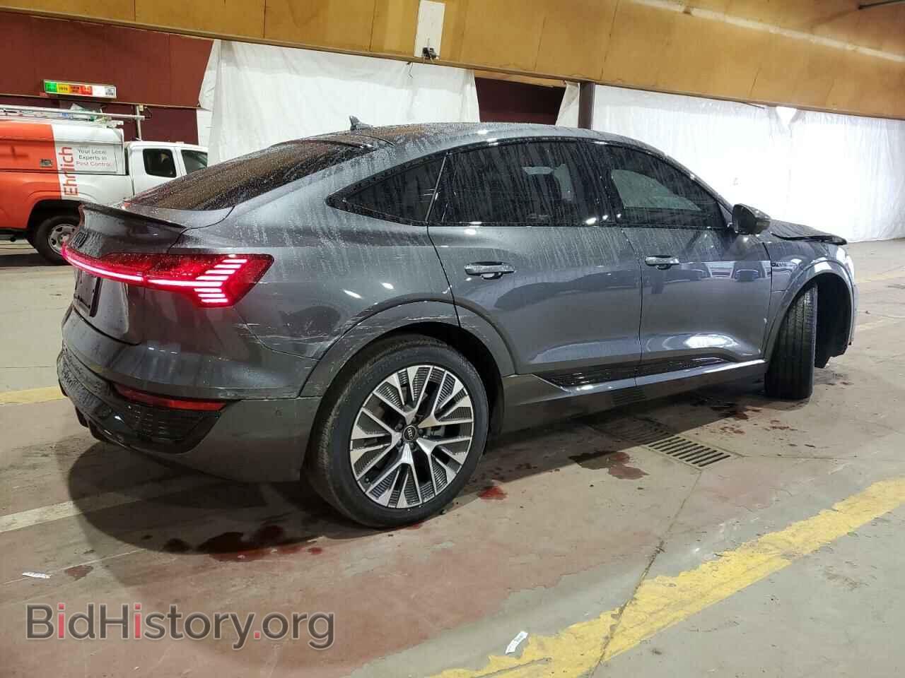 2024 AUDI Q8 E-TRON - VIN: WA1CAAGE7RB036295 - Фото 3