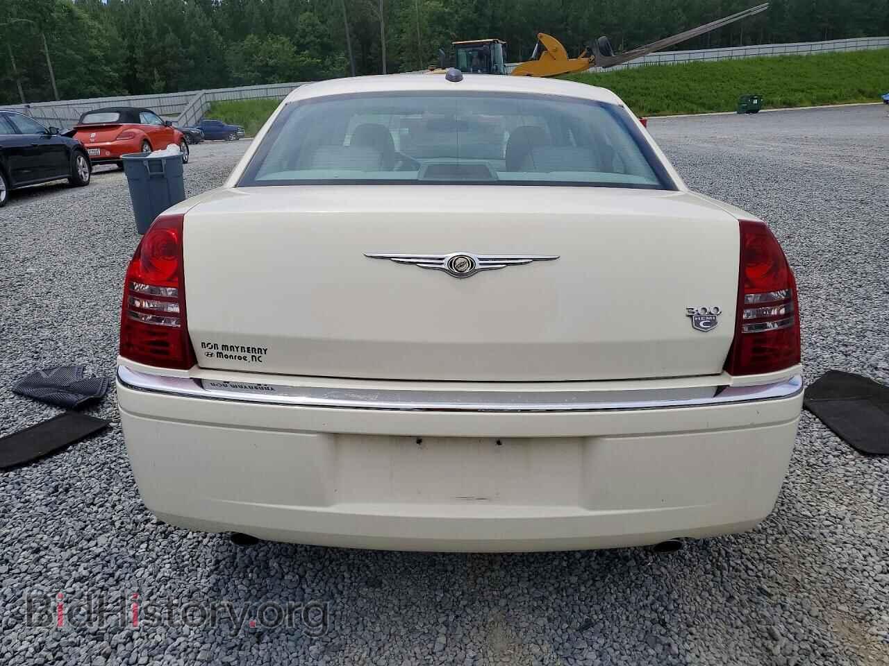 2006 CHRYSLER 300 - VIN: 2C3KA63H66H165683 - Фото 6