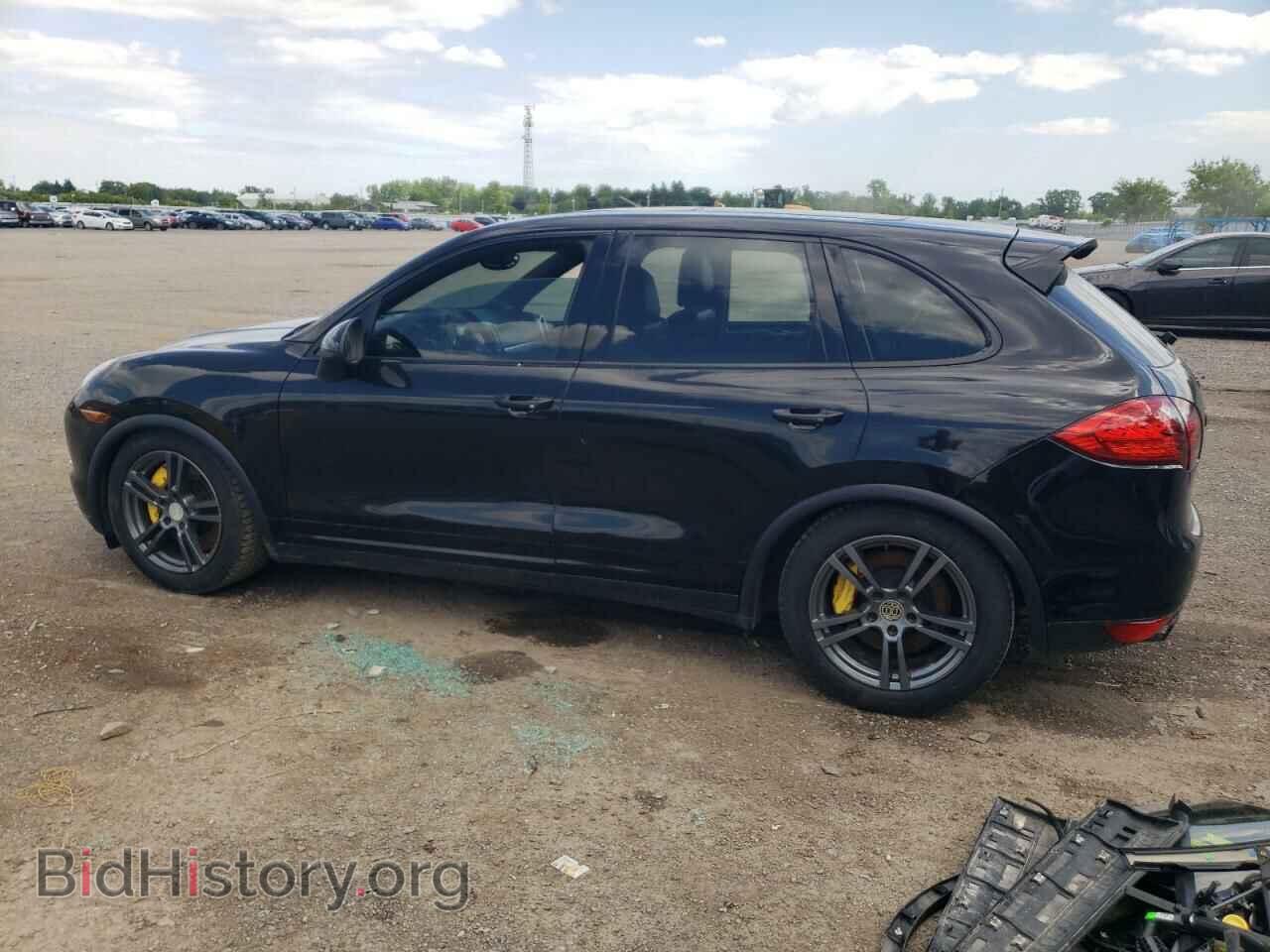 2011 PORSCHE CAYENNE - VIN: WP1AC2A27BLA84406 - Фото 2
