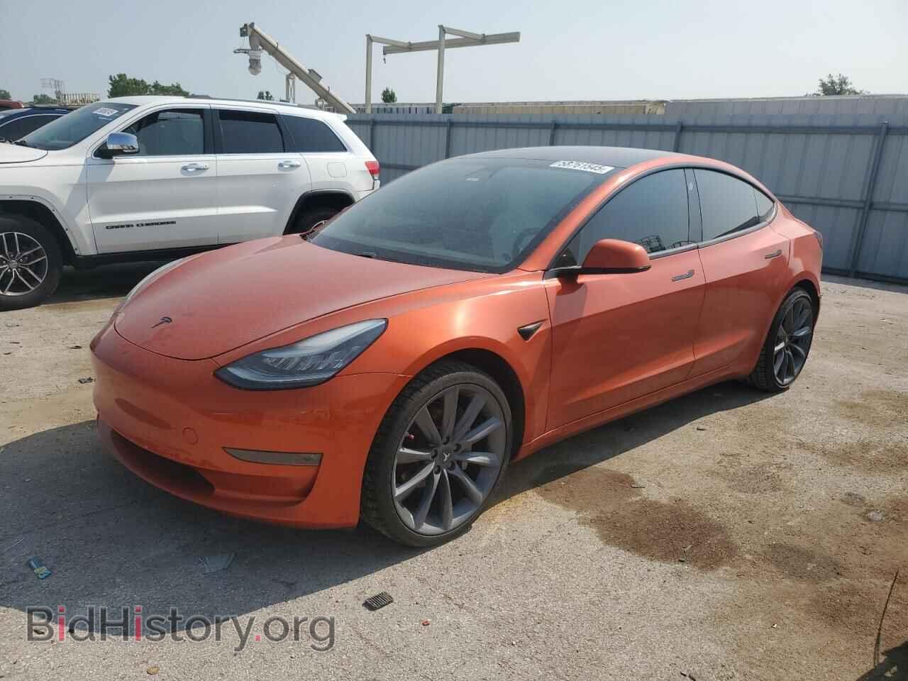 Фотография 5YJ3E1EB0JF099582 - TESLA MODEL 3 2018