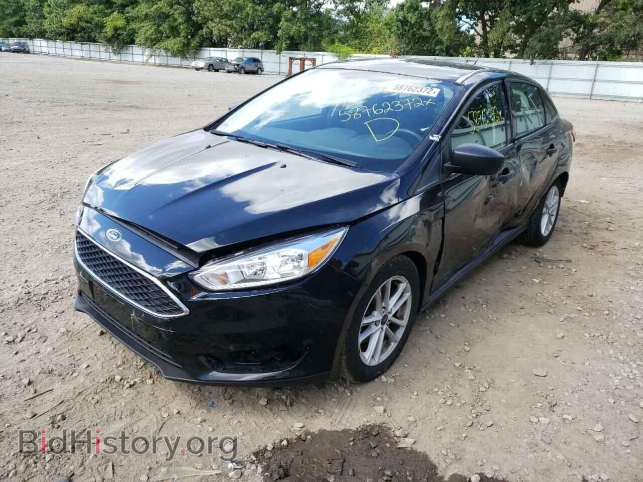 2018 FORD FOCUS - VIN: 1FADP3E23JL293388 - Фото 2
