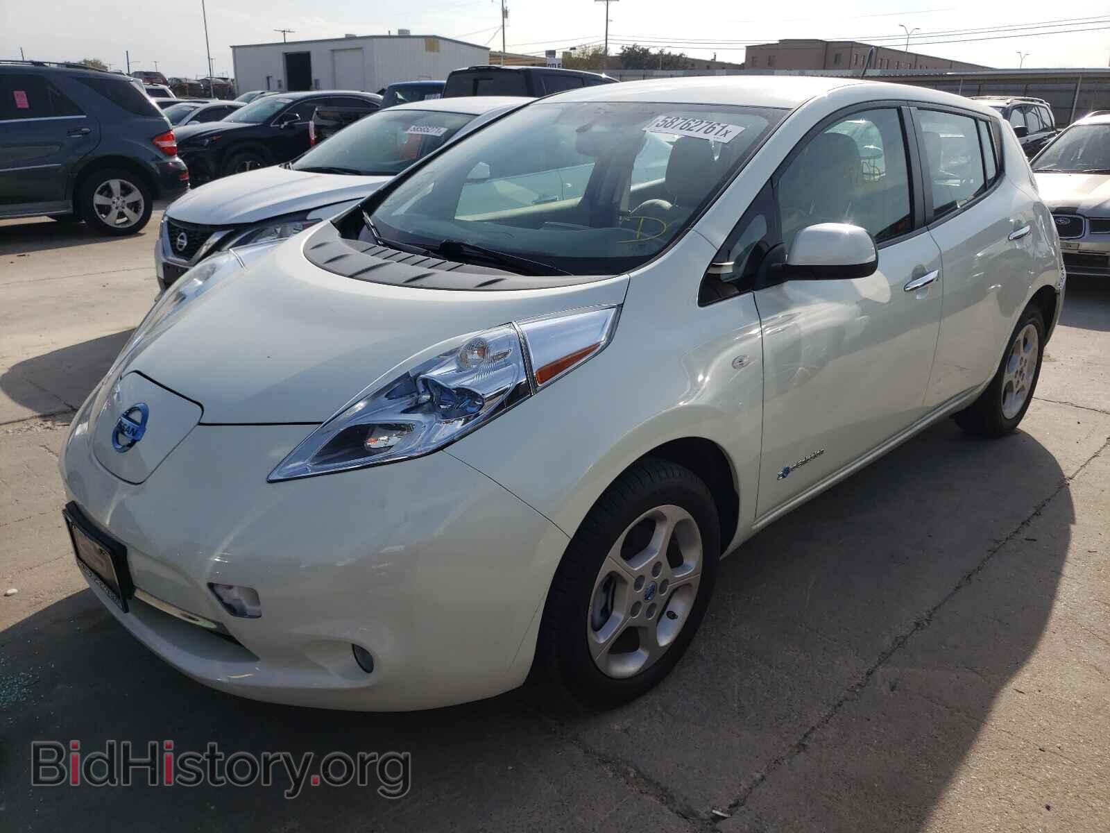 2011 NISSAN LEAF - VIN: JN1AZ0CP6BT006747 - Фото 2