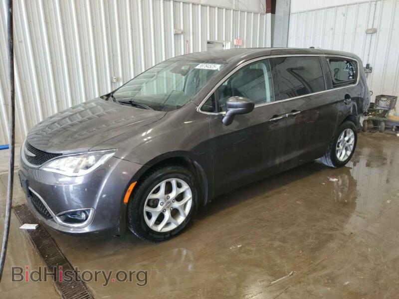 2018 Chrysler PACIFICA Touring Plus (VIN 2C4RC1FG5JR122837) — photo 1 of 17, Copart, damage: side
