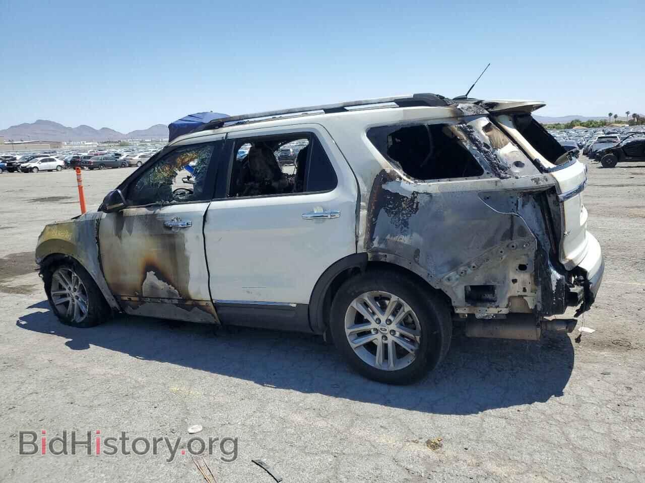 2011 FORD EXPLORER - VIN: 1FMHK7D83BGA39824 - Фото 2