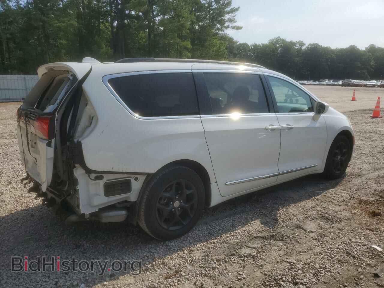 2017 CHRYSLER PACIFICA - VIN: 2C4RC1BG3HR763064 - Photo 3