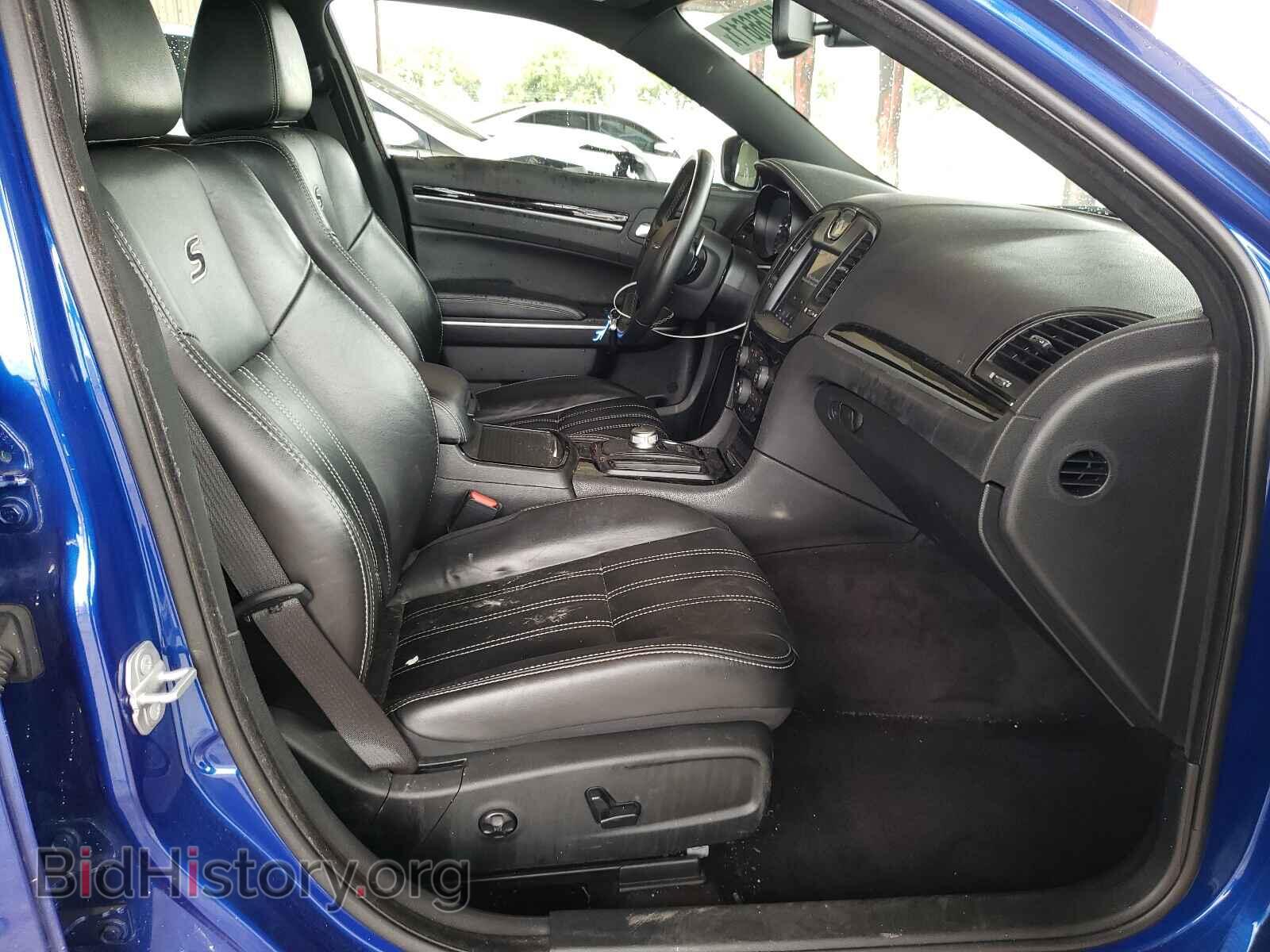 2019 CHRYSLER 300 - VIN: 2C3CCABG2KH515539 - Photo 5