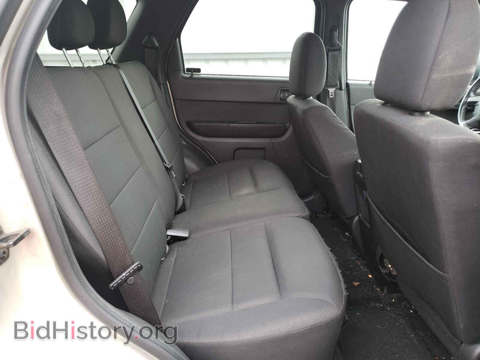 2011 FORD ESCAPE - VIN: 1FMCU0D78BKC28565 - Фото 6