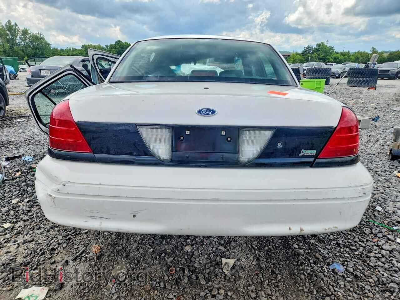 2011 FORD CROWN VIC - VIN: 2FABP7BV1BX137870 - Фото 6