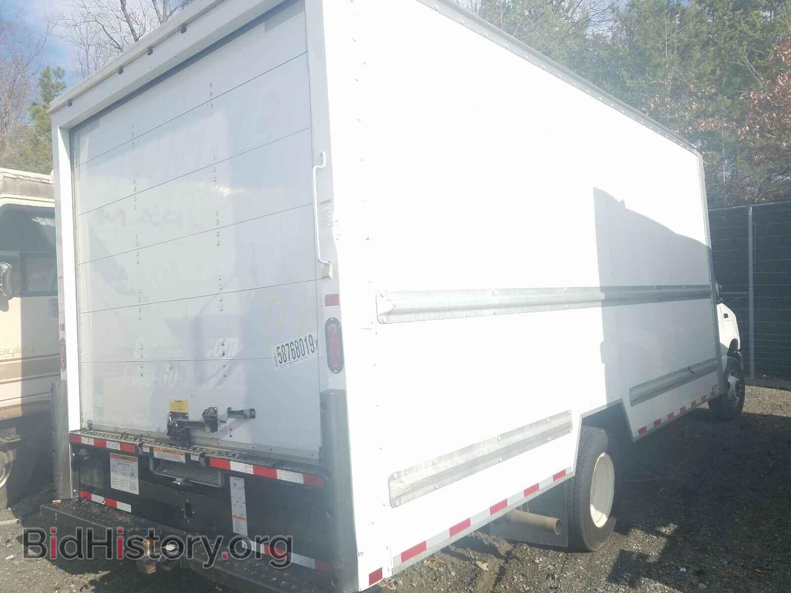 2017 FORD ECONOLINE - VIN: 1FDWE3FS7HDC42418 - Photo 4