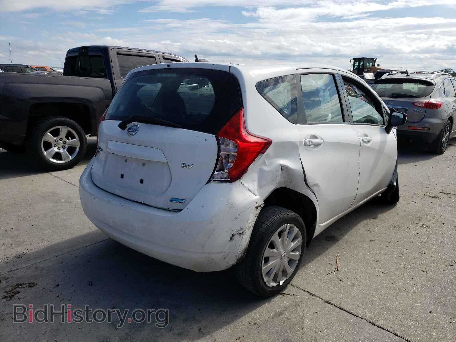 2016 NISSAN VERSA - VIN: 3N1CE2CP2GL384494 - Фото 4
