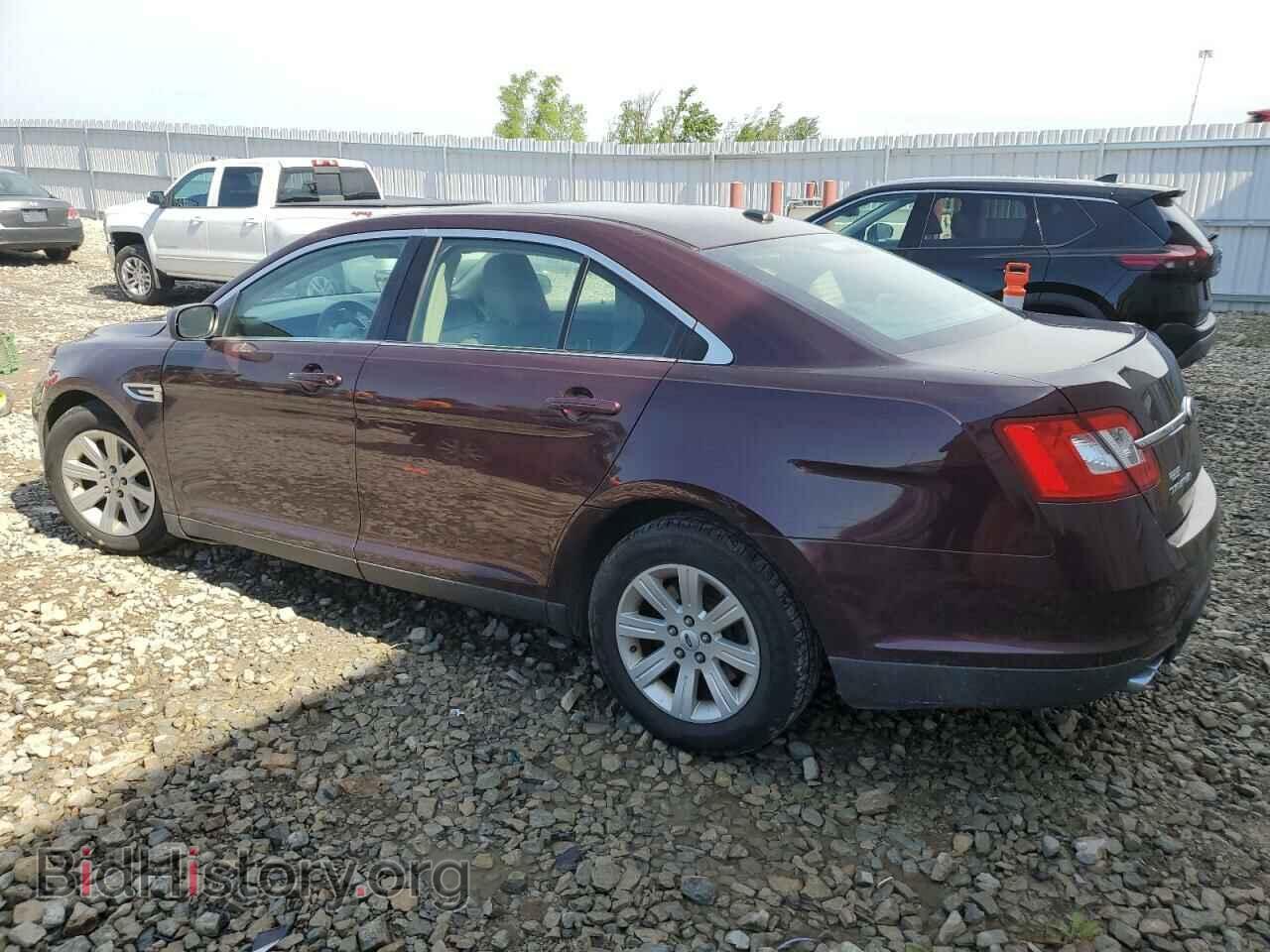 2011 FORD TAURUS - VIN: 1FAHP2DW7BG127577 - Фото 2