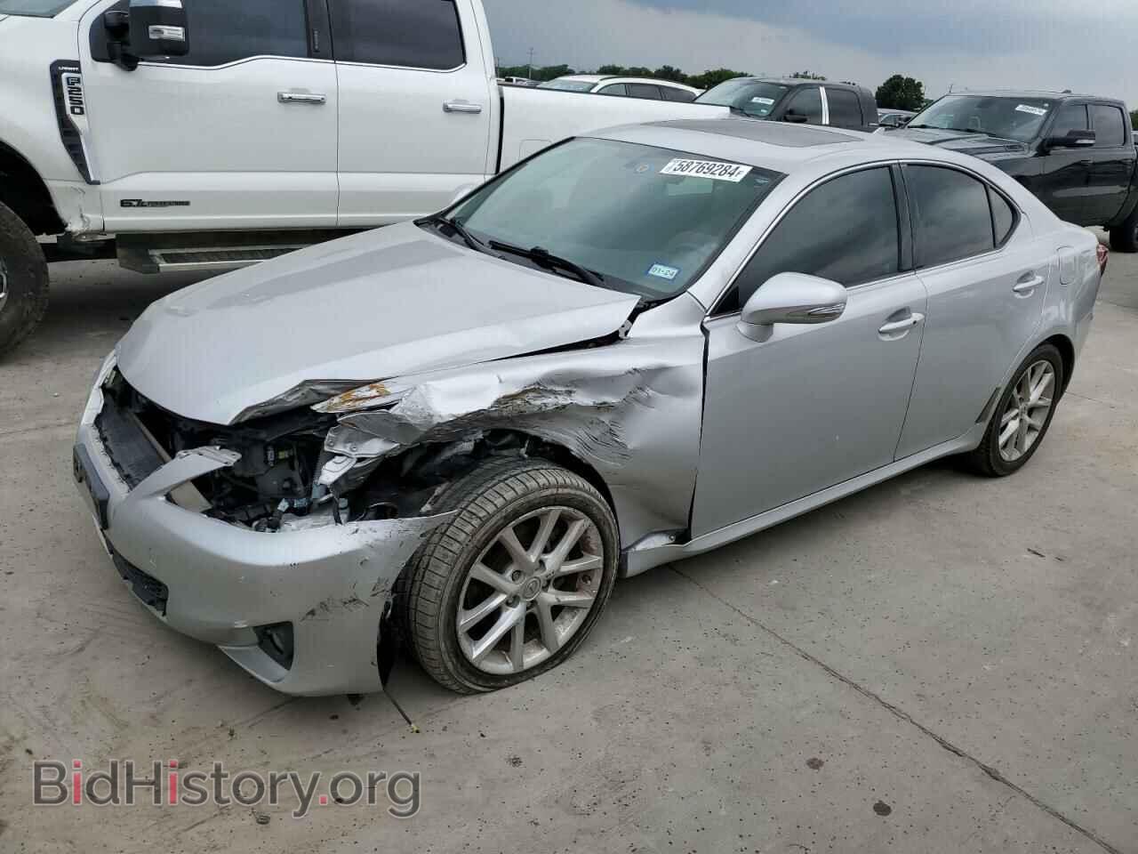 Photo JTHBF5C26B5137899 - LEXUS IS 2011