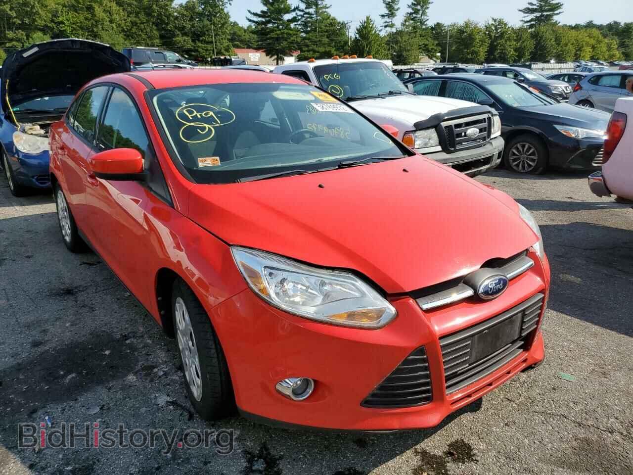 Photo 1FAHP3F2XCL398884 - FORD FOCUS 2012