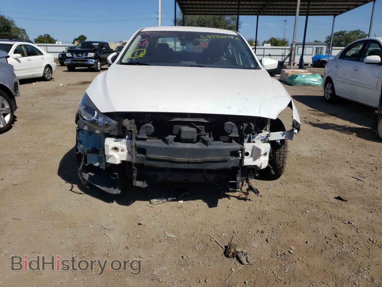 2017 MAZDA 3 - VIN: JM1BN1V72H1103500 - Фото 9