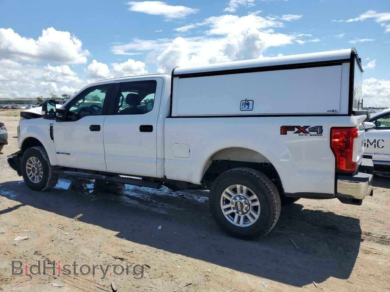 2017 FORD All Models - VIN: 1FT7W2BT8HEC18797 - Фото 2