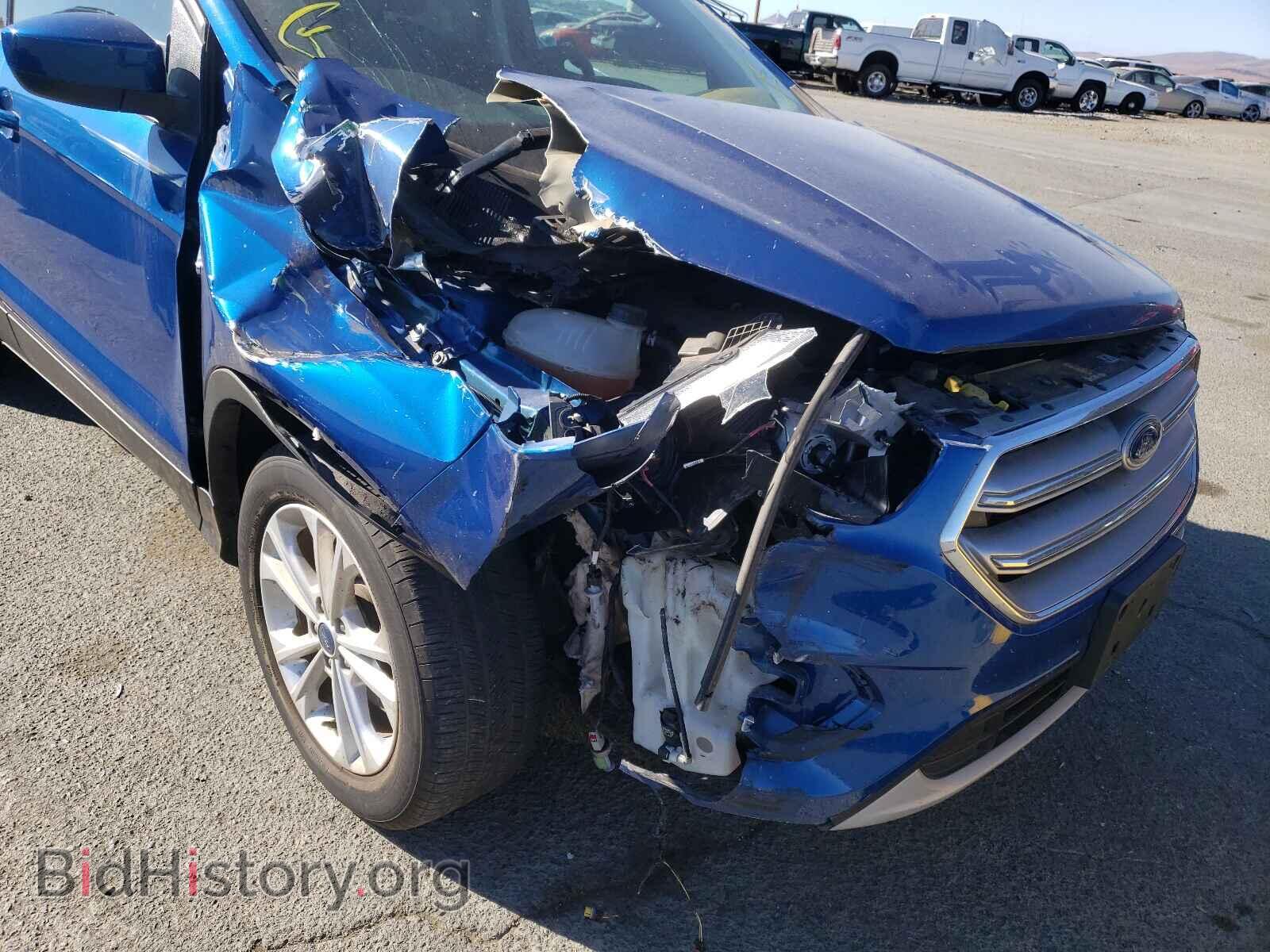 2017 FORD ESCAPE - VIN: 1FMCU0GD1HUE37368 - Фото 9