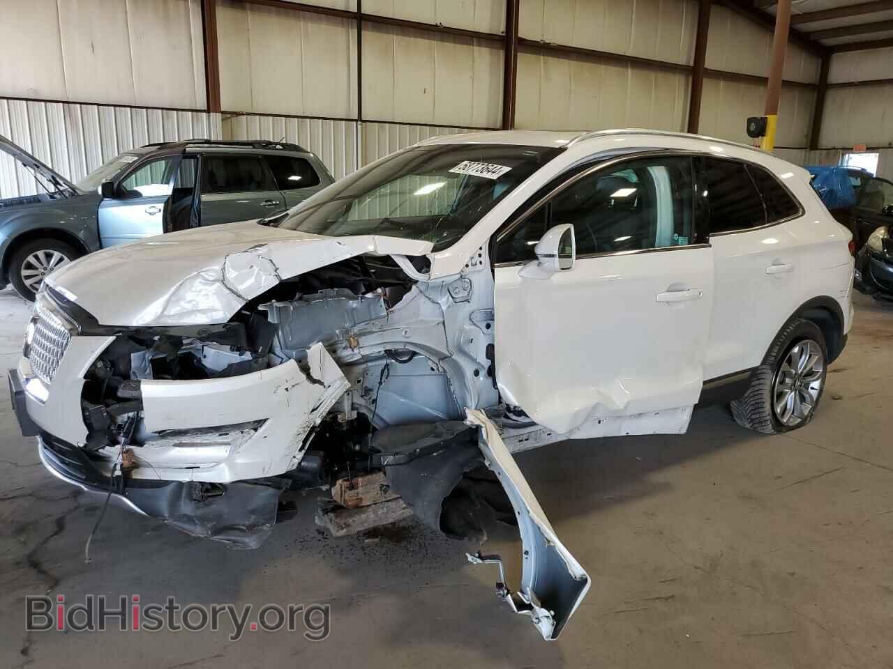 Фотография 5LMCJ2D9XKUL16010 - LINCOLN MKC 2019