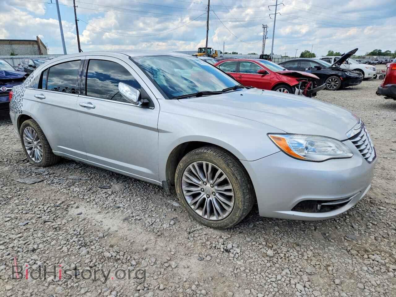 2012 CHRYSLER 200 - VIN: 1C3CCBCG9CN302732 - Photo 4