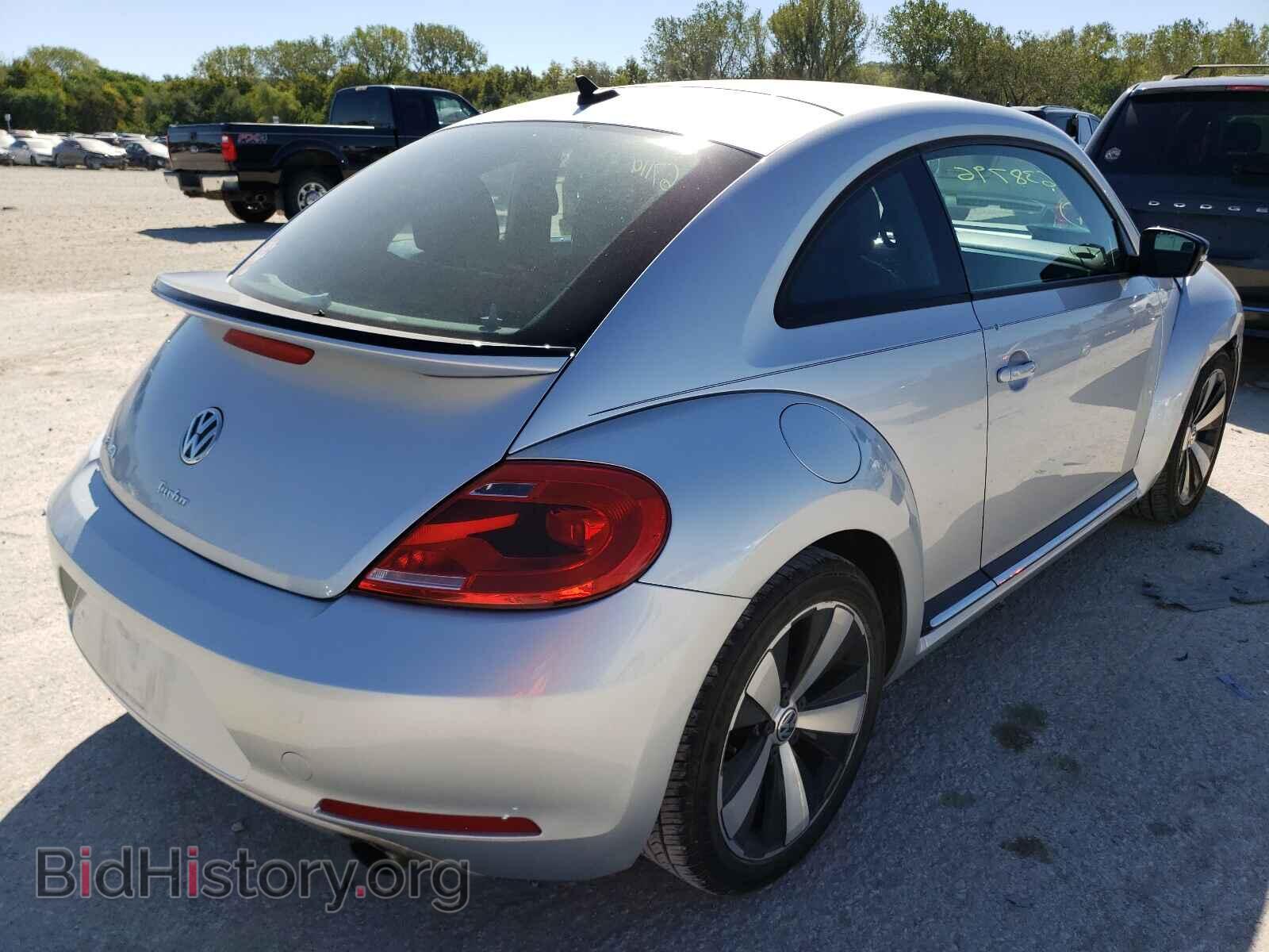 2012 VOLKSWAGEN BEETLE - VIN: 3VWVA7AT7CM638796 - Фото 4
