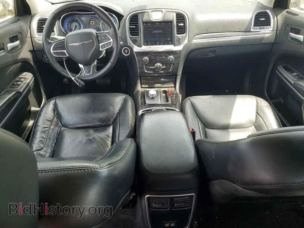 2017 CHRYSLER 300 - VIN: 2C3CCAAG9HH655615 - Photo 8