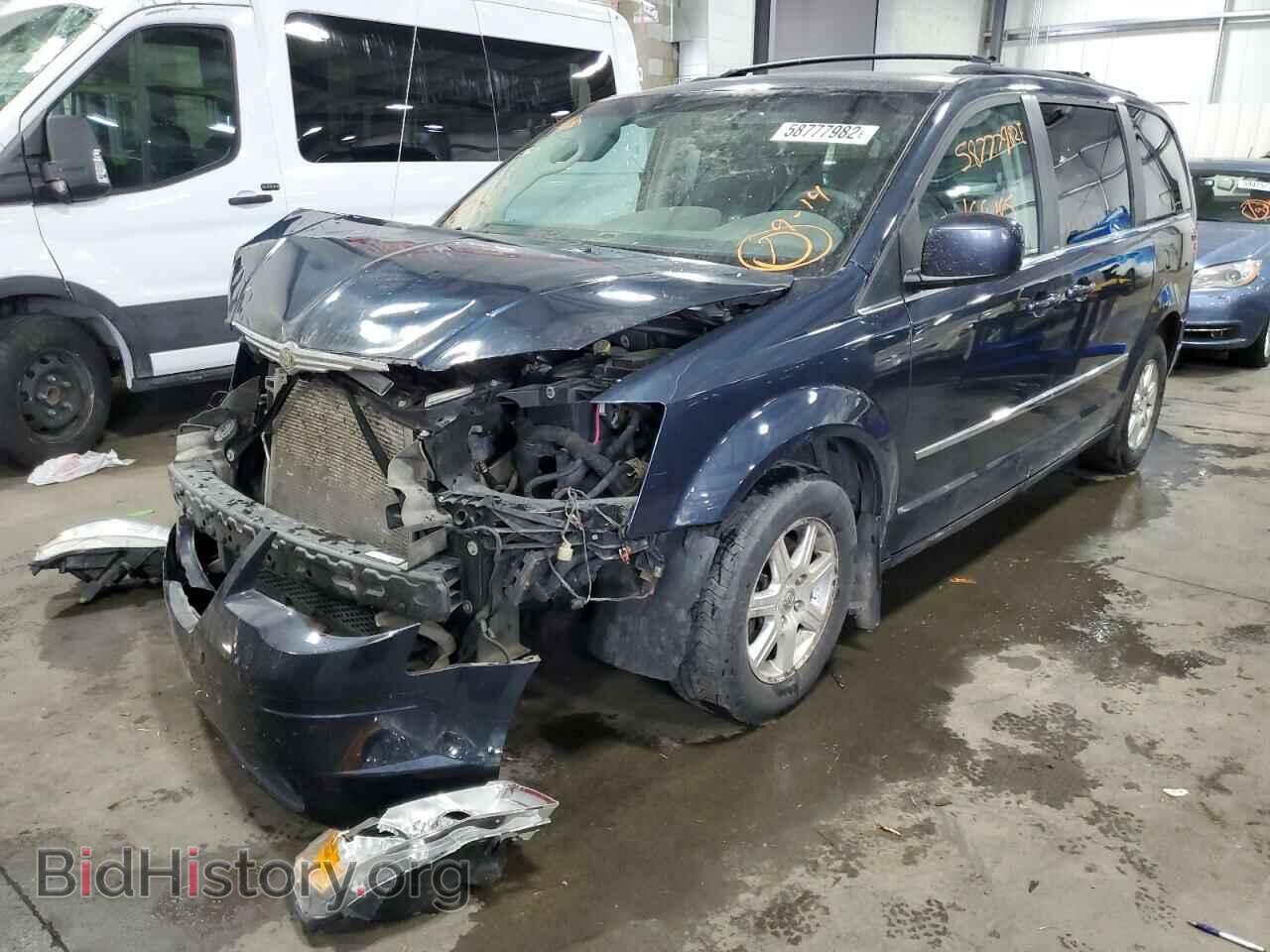 2009 CHRYSLER MINIVAN - VIN: 2A8HR54149R607152 - Фото 2