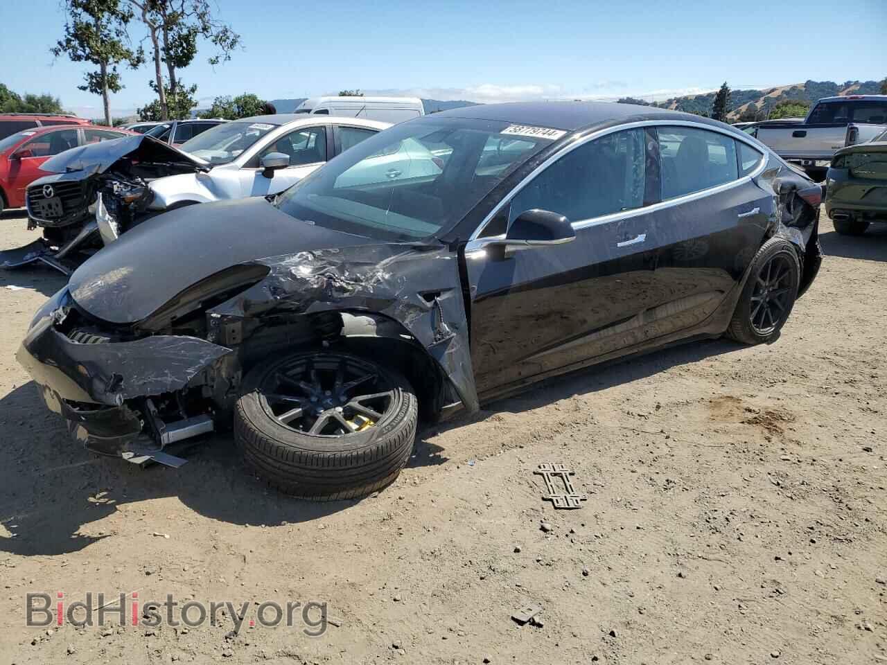 Фотография 5YJ3E1EA9JF123093 - TESLA MODEL 3 2018