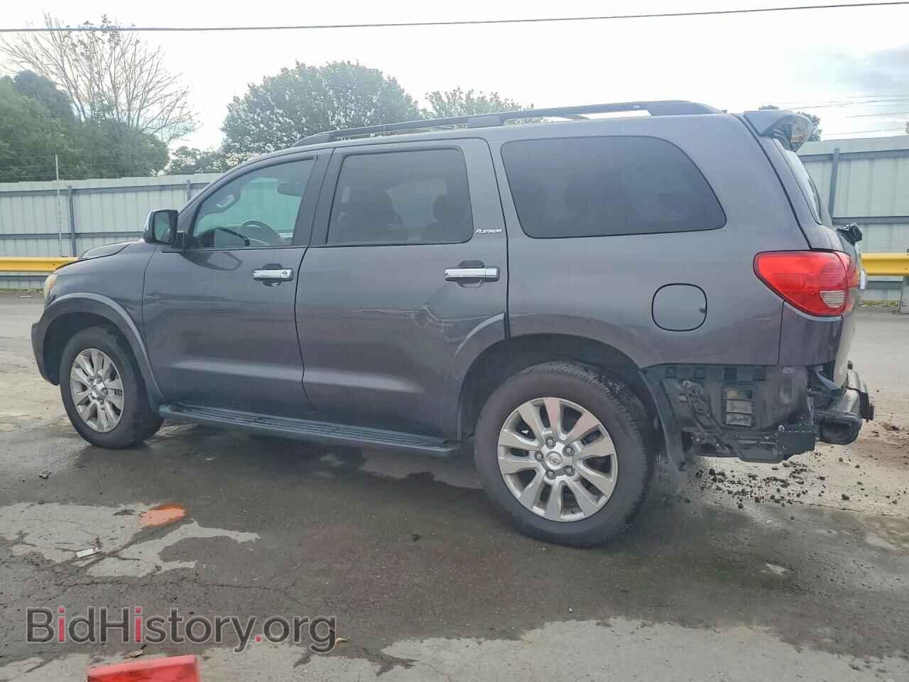2012 TOYOTA SEQUOIA - VIN: 5TDDW5G15CS072597 - Фото 2