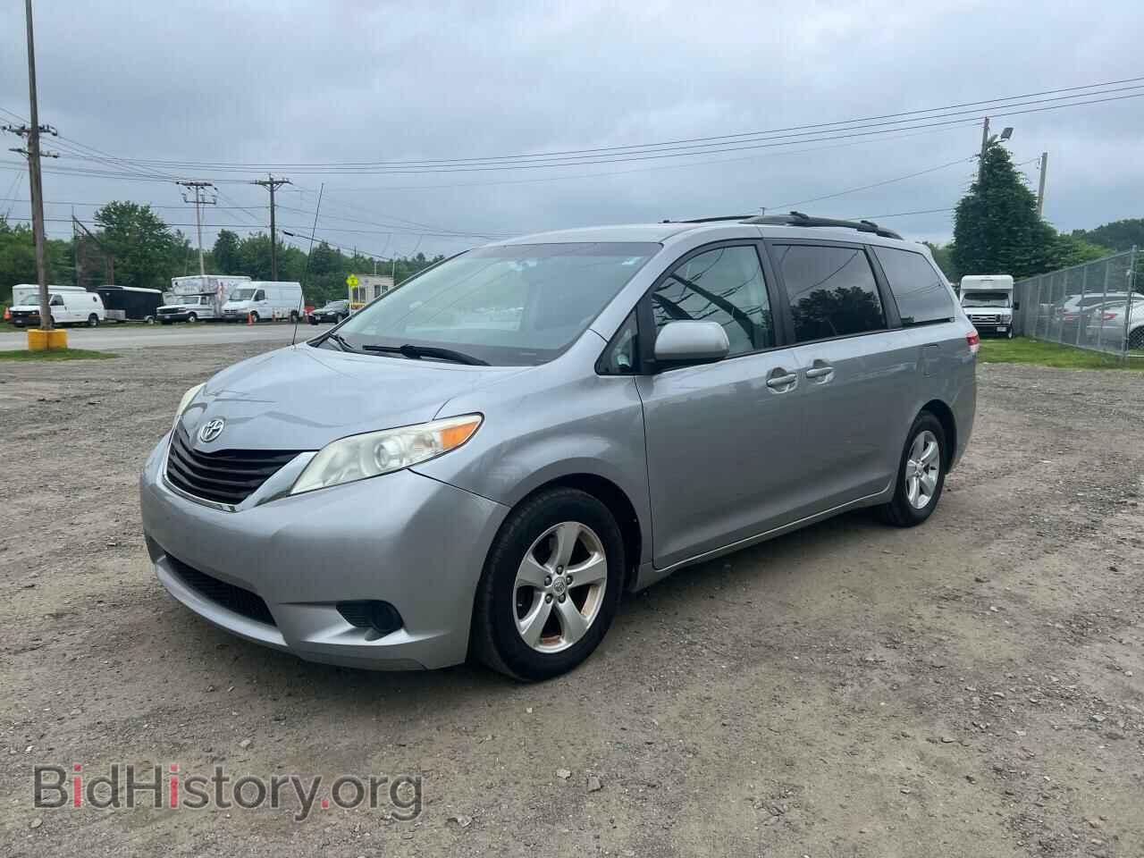 2012 TOYOTA All Models - VIN: 5TDKK3DC2CS179846 - Фото 2