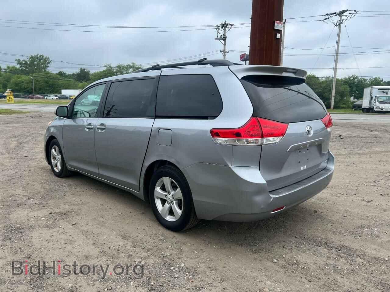 2012 TOYOTA All Models - VIN: 5TDKK3DC2CS179846 - Фото 3
