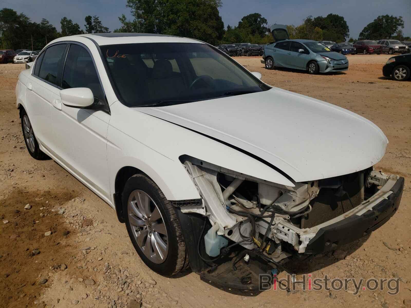 Photo 1HGCP2F83CA046312 - HONDA ACCORD 2012