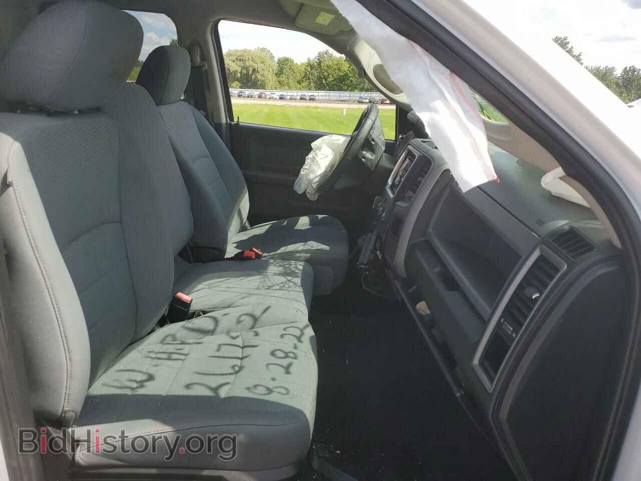 2014 RAM 1500 - VIN: 1C6RR7FT3ES469075 - Фото 5