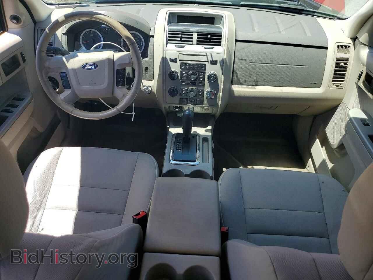 2011 FORD ESCAPE - VIN: 1FMCU9D70BKB82086 - Фото 8
