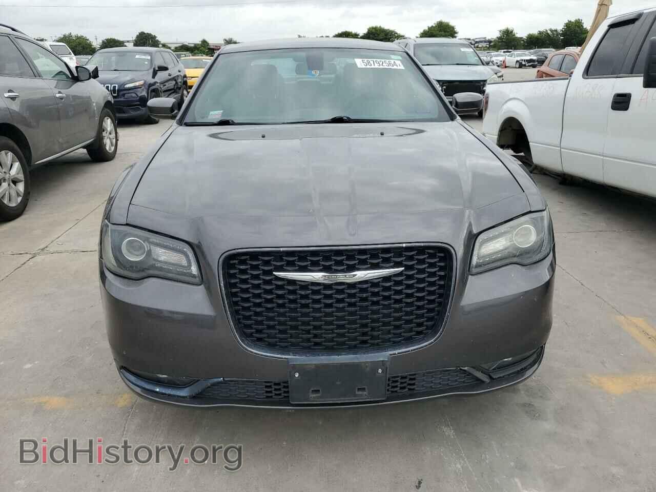 2019 CHRYSLER 300 - VIN: 2C3CCABG9KH539420 - Фото 5