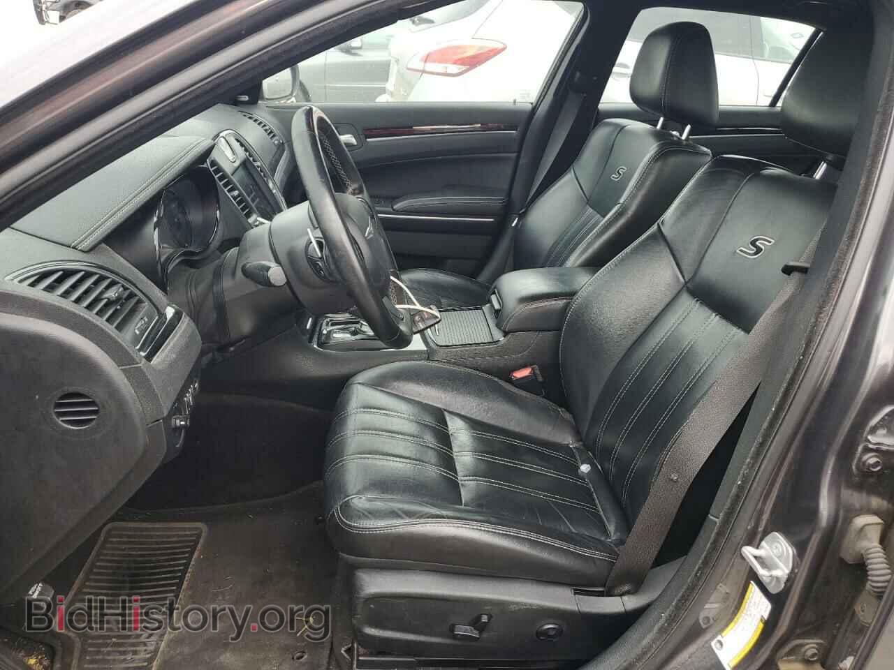 2019 CHRYSLER 300 - VIN: 2C3CCABG9KH539420 - Фото 7