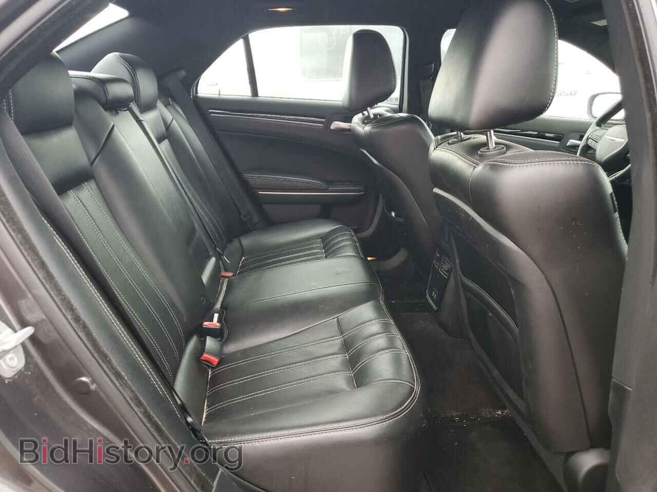 2019 CHRYSLER 300 - VIN: 2C3CCABG9KH539420 - Фото 10