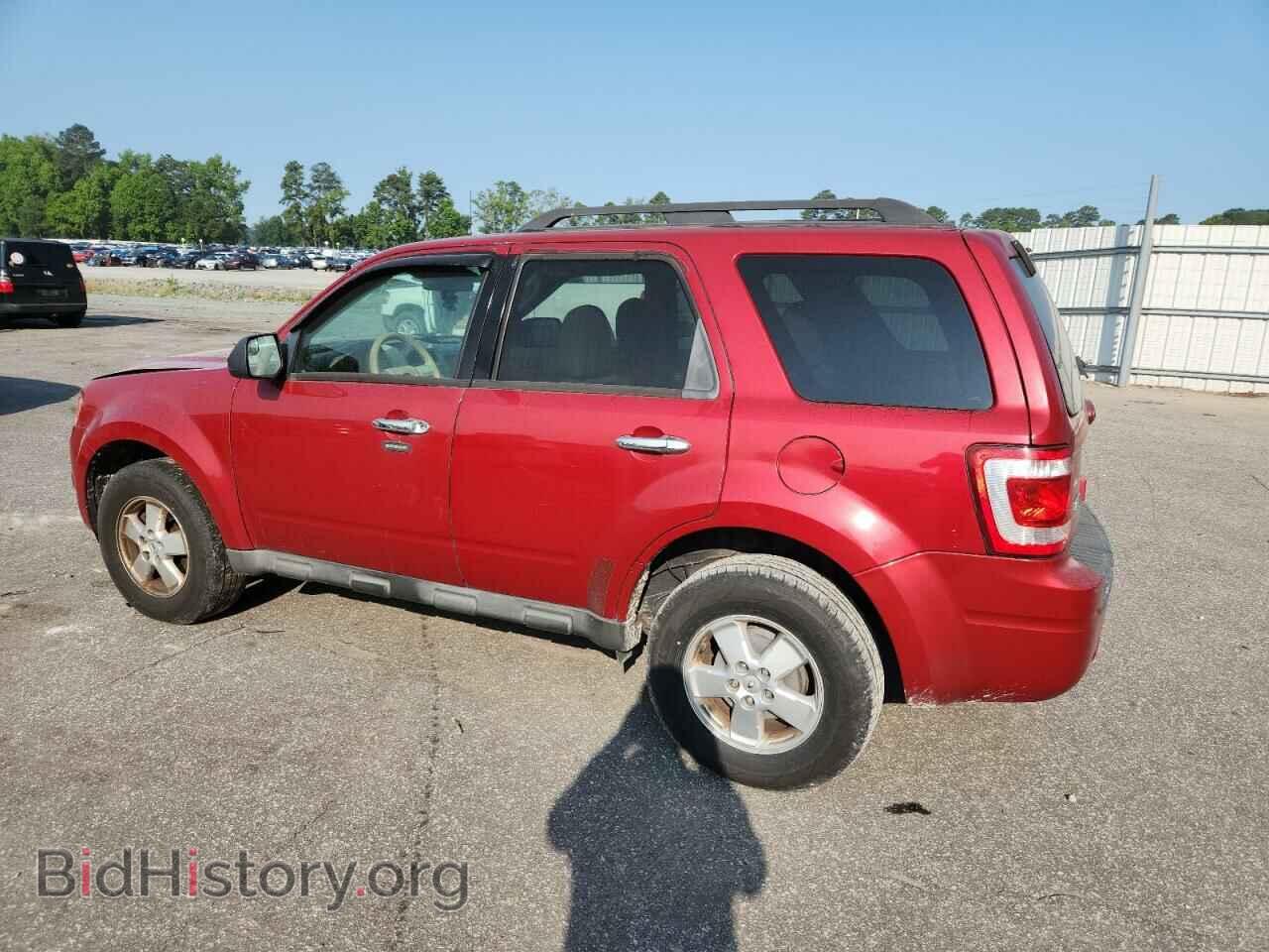 2010 FORD ESCAPE - VIN: 1FMCU0D70AKC81808 - Фото 2