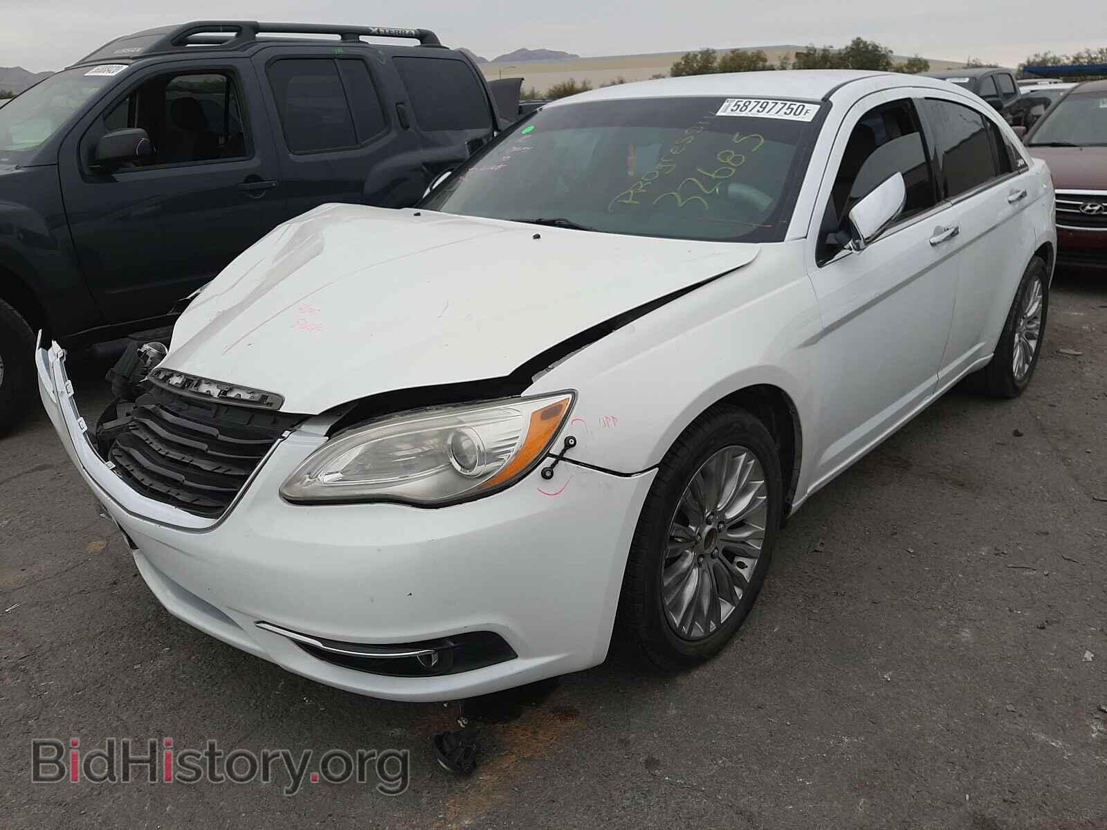 2012 CHRYSLER 200 - VIN: 1C3CCBCB5CN166555 - Фото 2