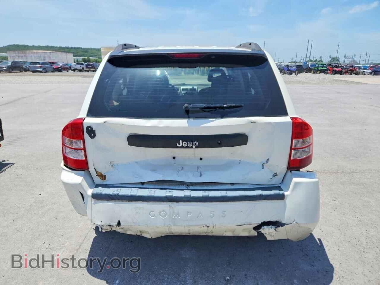 2008 JEEP COMPASS - VIN: 1J8FT47W88D525758 - Фото 6