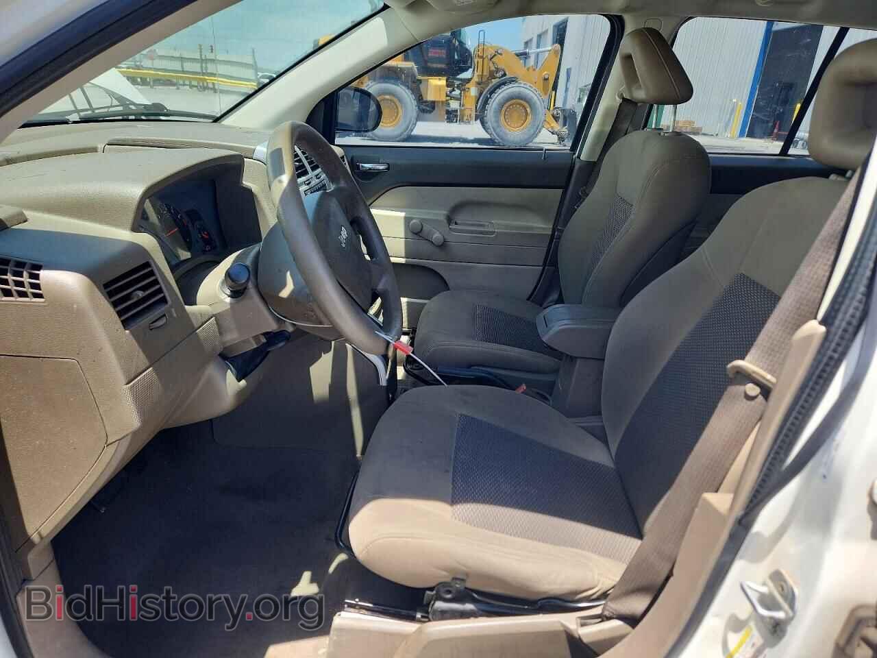 2008 JEEP COMPASS - VIN: 1J8FT47W88D525758 - Фото 7
